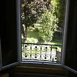 Отель Du Parc 2*