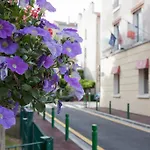 Du Parc 2*
