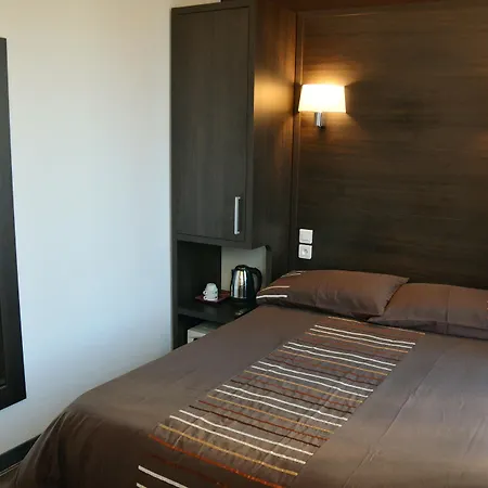 Отель Du Parc Малакоф