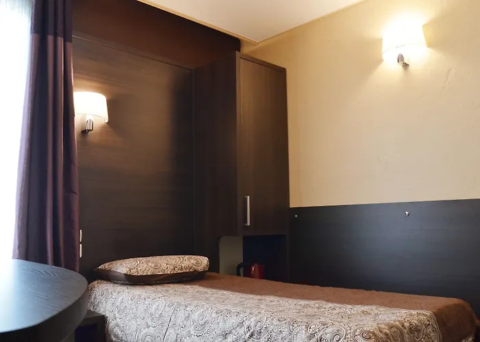 Du Parc Hotel Malakoff